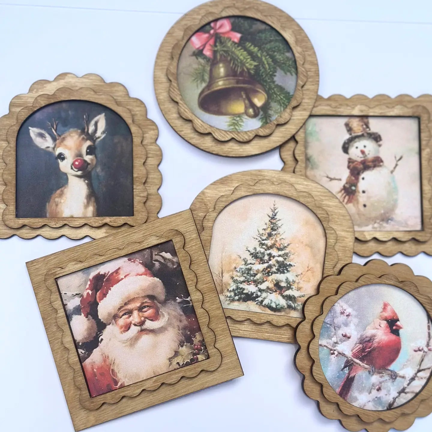 Vintage Style Christmas Tree Magnet