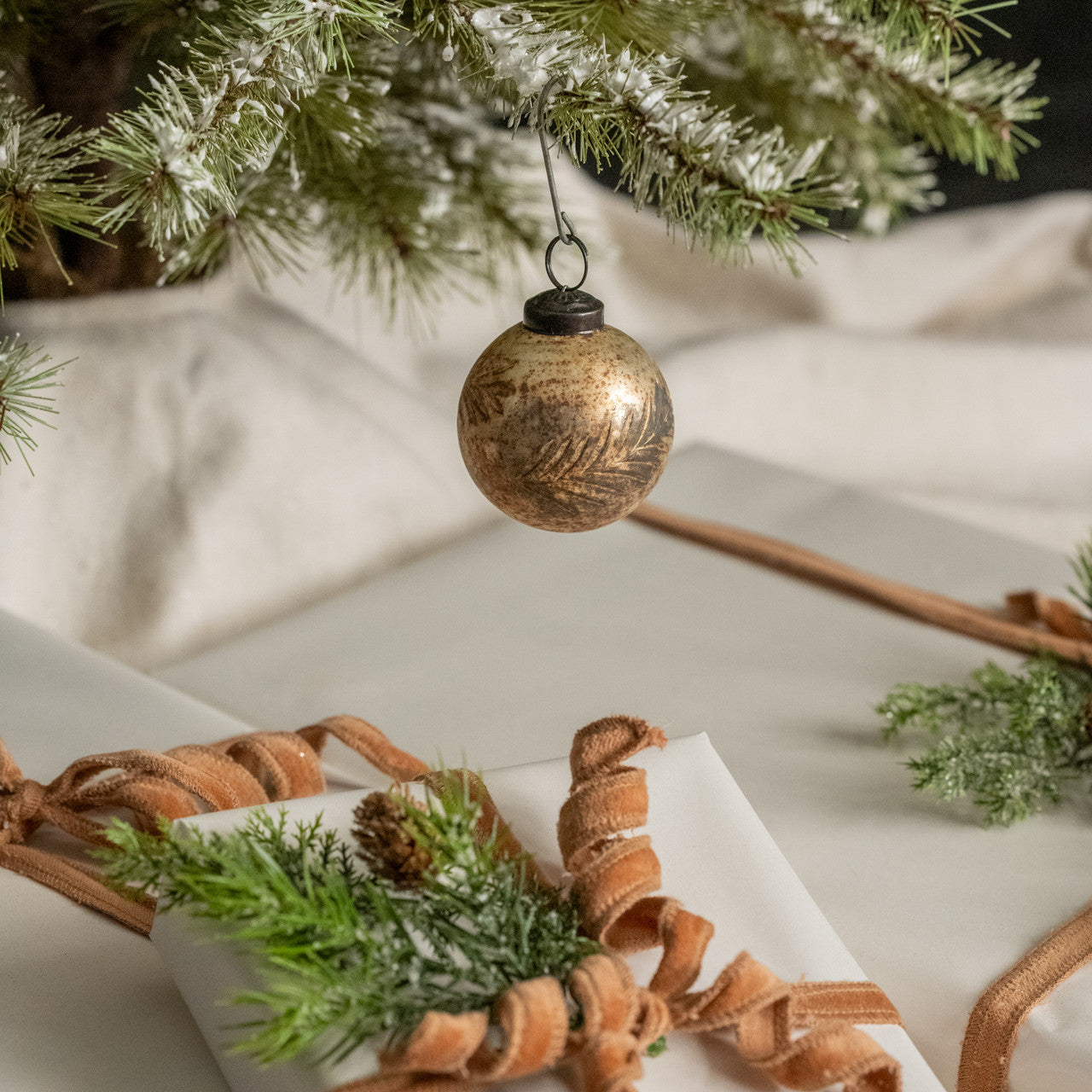 Printed Leaf Kugel Ornament