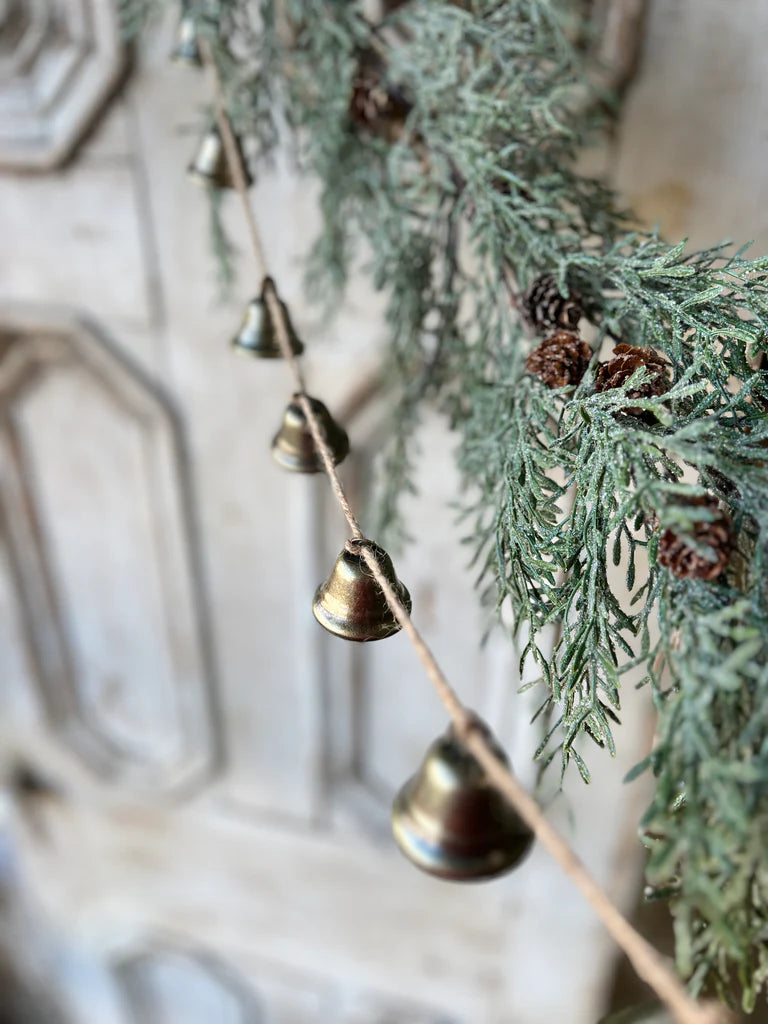 Crescendo Bell Garland