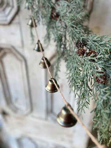 Crescendo Bell Garland