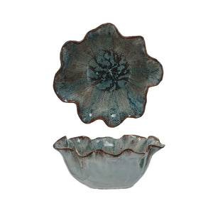 Stoneware Ruffle Bowl